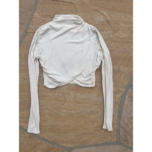 12th Tribe Monarch Ivory Knit Crop Top Long Sleeve Mock Neck M Sweater Thin - Picture 1 of 5